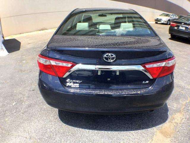 2017 Toyota Camry LE 4Dr Sedan